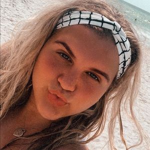 Meet your Posher, Paige